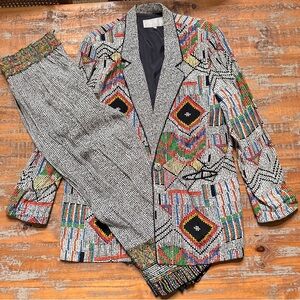 Vintage Platinum by Dorothy Schoelen blazer w/a Southwestern/Aztec long pant set